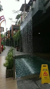 AZKO LIVING WORLD DENPASAR 1