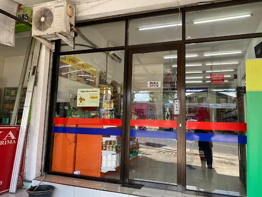 Pradnya Mart Batubulan 1