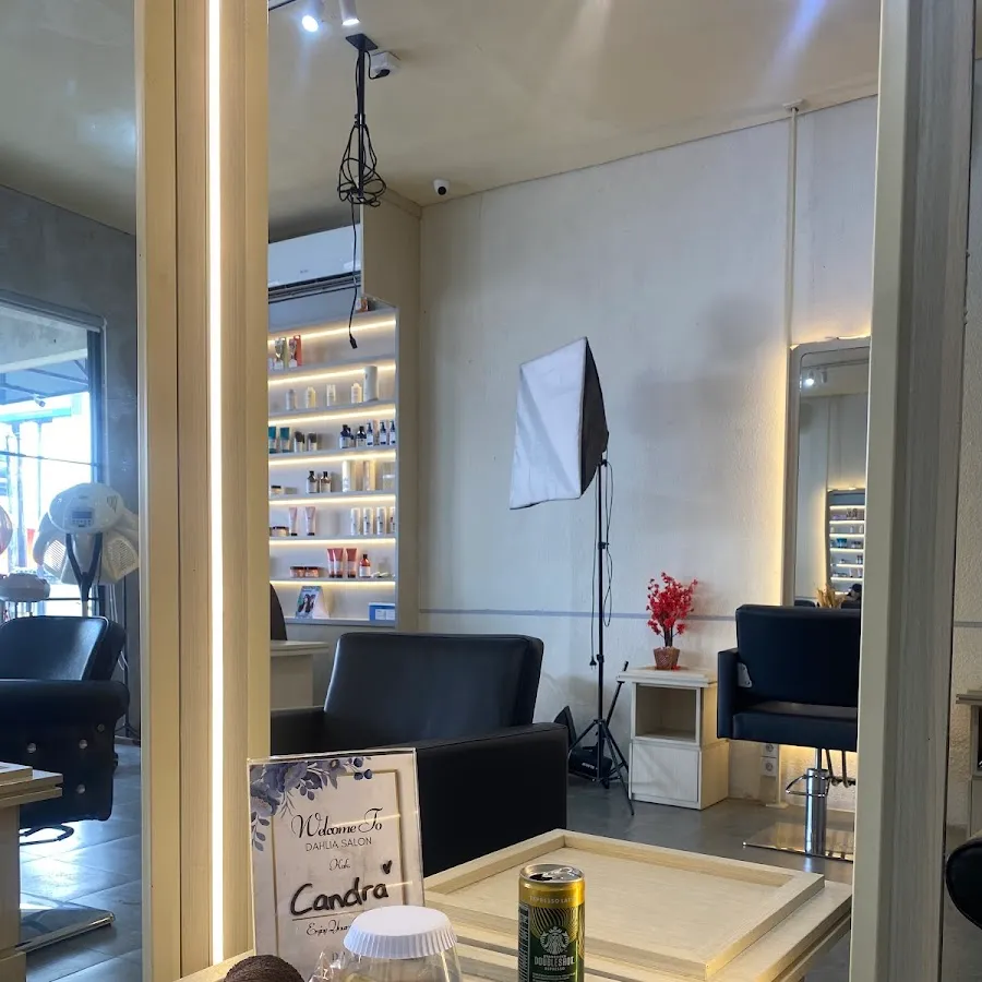 Dahlia Hair Design & Beauty Salon 1