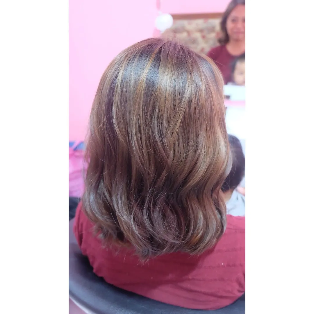 Warna Beauty Studio 3