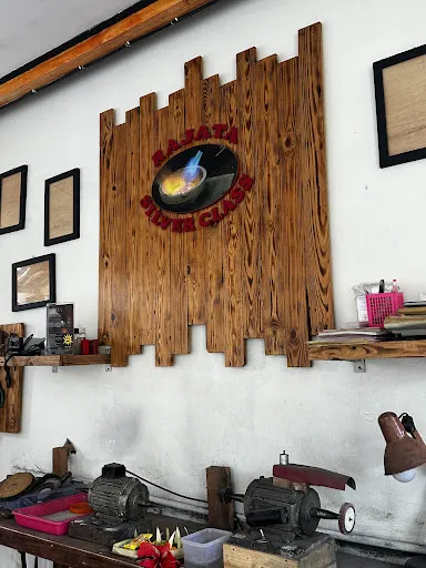 Rajata Silver Class 3