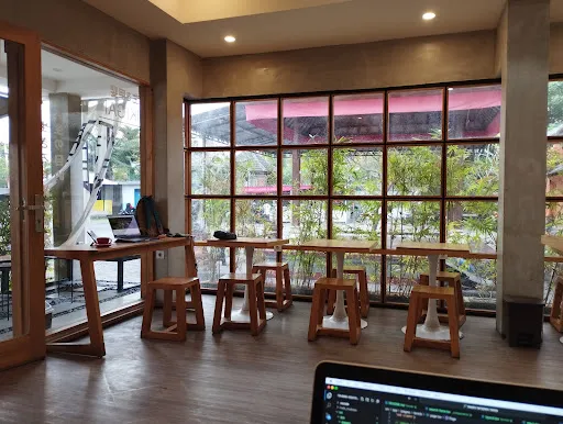 Ejji Coffee Corner Batubulan 2