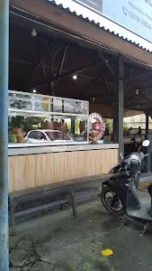 Babi Guling Men Lari 2