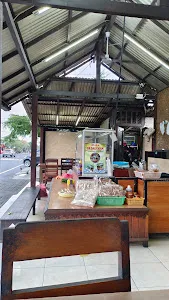 Babi Guling Men Lari 3