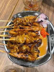 Sate Khas Senayan, Living World Denpasar 1