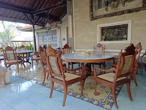 Puri Djojonagoro 4