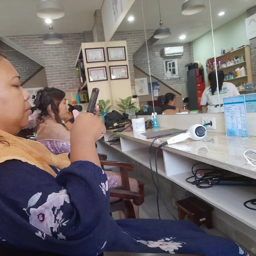 Mimi salon 2