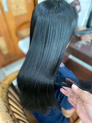 Mimi salon 4