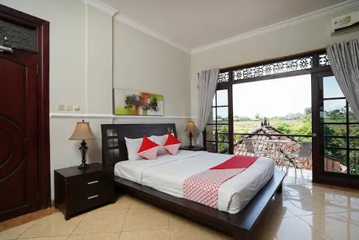 OYO 2321 Griya Shanti Homestay 1