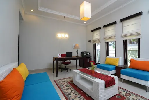 OYO 2321 Griya Shanti Homestay 4