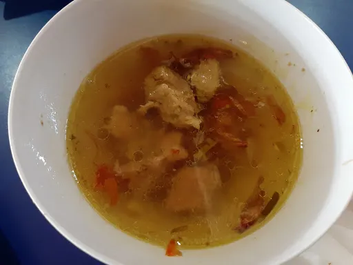 Warung Nasi Lawar Babi Bu Suci 2