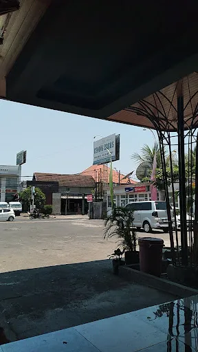 Pusat Oleh Oleh Cening 3