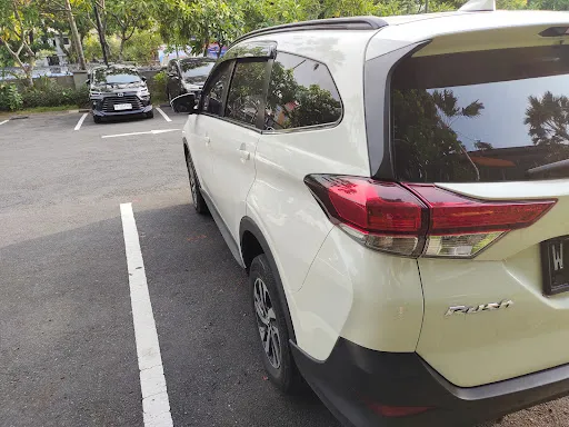 Wirasana Rent A Car 3