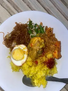 Nasi Kuning Bu Lia 4
