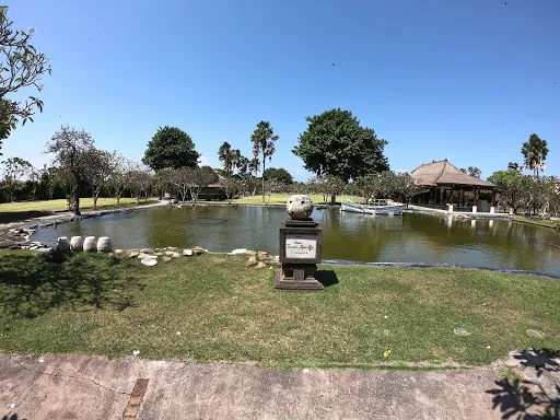 Istana Taman Jepun Bali 1
