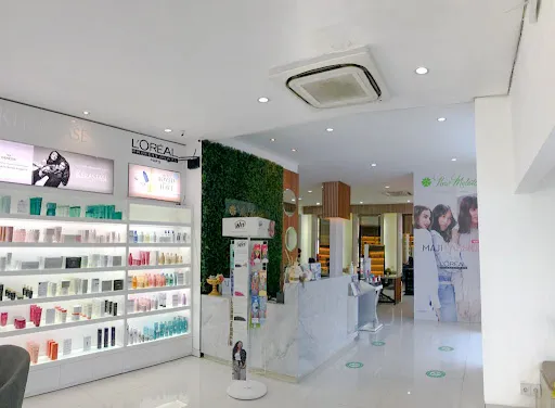 AXMI Beauty Salon and Skin Care 3
