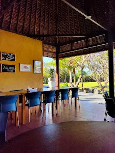 La Tamu Resto Bali 2