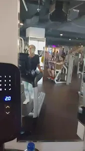 Celebrity Fitness Level 21 Mall 3