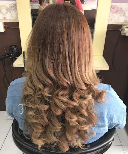 JOHNNY ANDREAN SALON LEVEL 21 BALI 2
