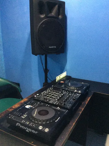 Pro DJ School Bali 4