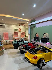 Junior Baby And Kiddy Hair Salon