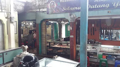 Satria Market 3