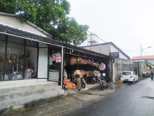 Panorama Toys 2