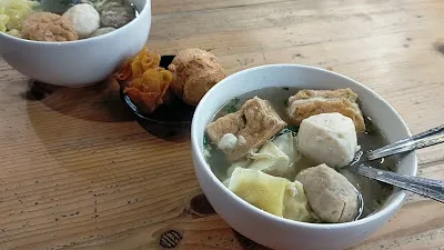 Bakso Buka Baju - Teuku Umar 4