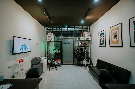 Fujirent Bali Store 2