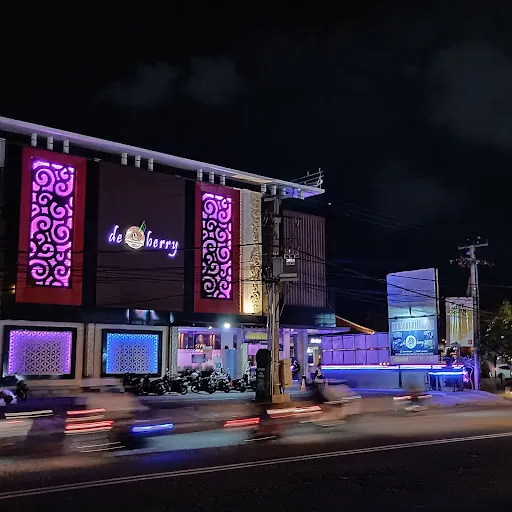 De Berry Karaoke Denpasar 3