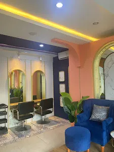Yoshi Salon & Perawatan 4