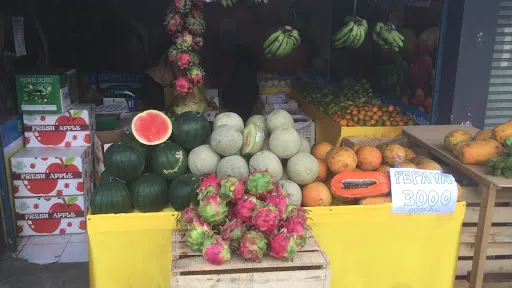 Azka Buah Fresh Fruits and Snacks Store 4