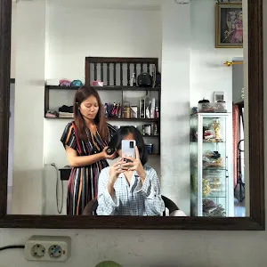 Adaya Salon 1