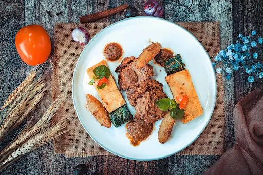 Kayman Resto and Coffee truly delivers a memorable dining experience. 4