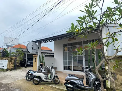 ILS BEAUTY STUDIO 3 2