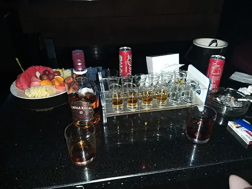 Platinum Executive Club 4