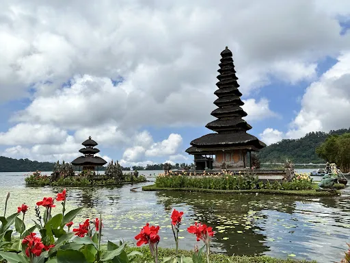 COME2INDONESIA - Indonesia Travel & Expeditions | Bali Tours & Trips | Borneo Orangutan Tours | 4