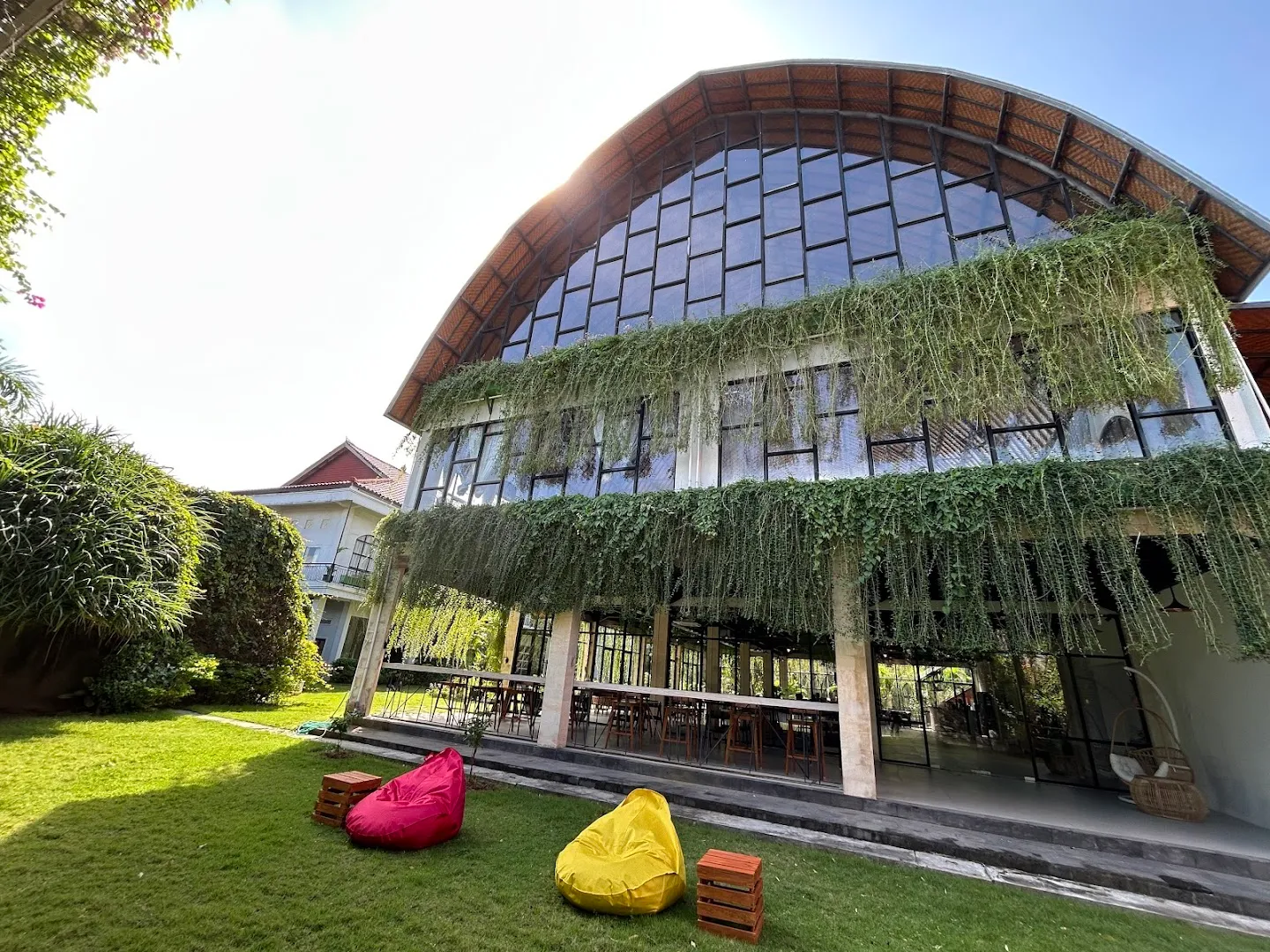 ILHADA Co-Working (KUTA and SANUR)