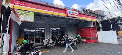 Alfamart Raya Sesetan 2