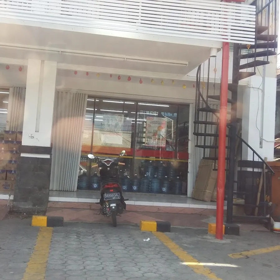Alfamart Raya Sesetan 3