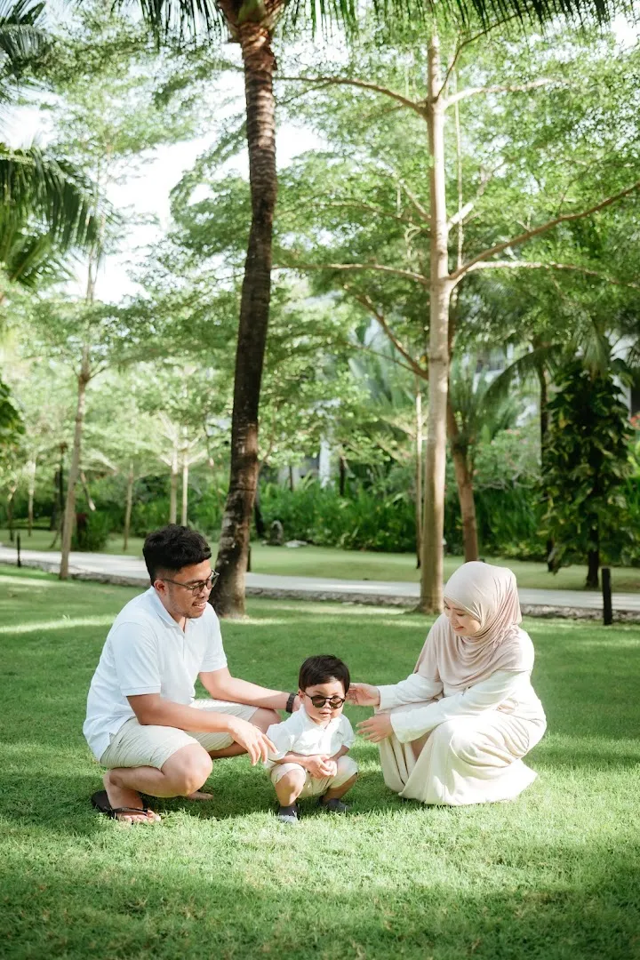 Moments by Gin (photography) 1