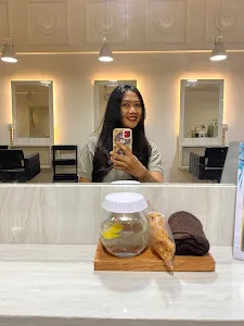Dahlia Hair Design & Beauty Salon (Jl.Merdeka) 2
