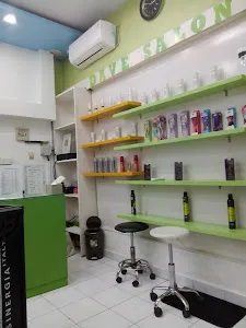 Dahlia Hair Design & Beauty Salon (Jl.Merdeka) 3