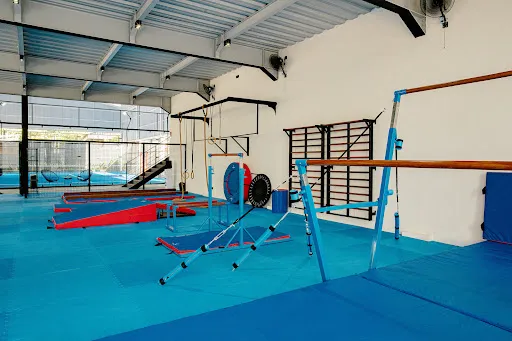 LIGA.TENNIS Sports Club 4