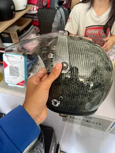 Gauri Helm Shop WR Supratman 1