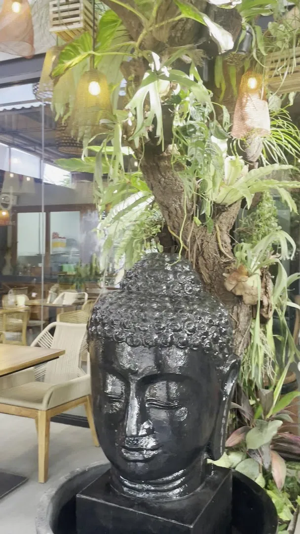 b+ Café & Restaurant Sanur 1