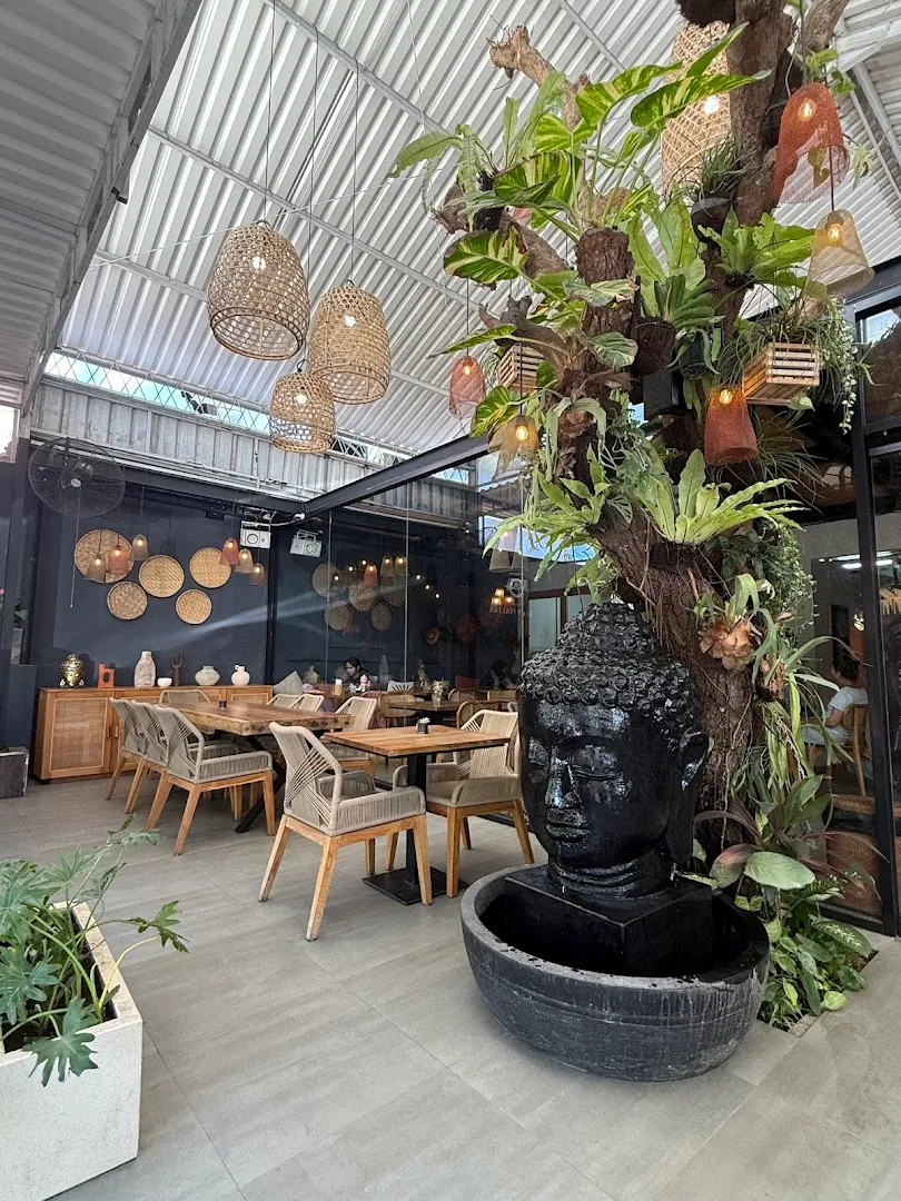 b+ Café & Restaurant Sanur 2