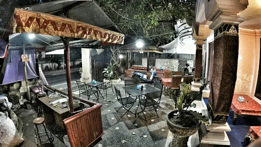 Ayam Bakar Mahira 1