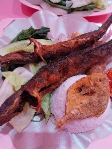 Pink Tempong Hayam Wuruk 1