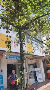 Kumari Cosmetics Waturenggong 1